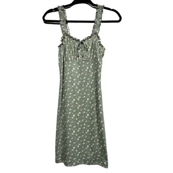 Lily Bleu Sage Green Ruched Floral Dress / S-Medium - Picture 1 of 8